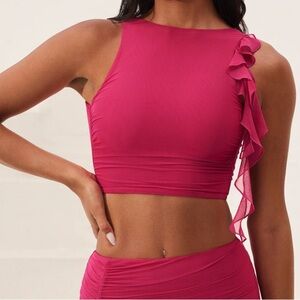Oh polly crop top in Fuchsia